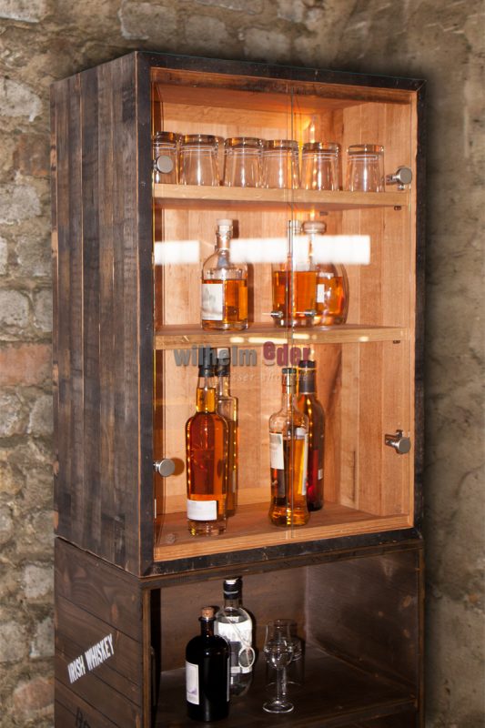 4 meubles de bar pour créer un bar à la maison parfait 2 armoire da bar