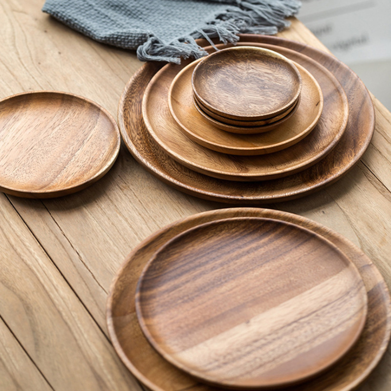 Plat Rond Bois Artisan Chanoma – Élégance Naturelle Plat Rond Bois Artisan Chanoma – Élégance Naturelle